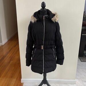 Women's Black Puffer Jacket with Faux Fur Trim